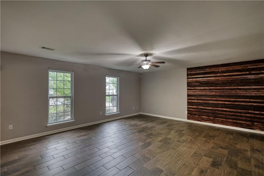 4 bedroom, 3 bathroom, 2,462 sq ft single family residence under contract at 123 The Esplanade Way, Loganville, GA 30052 — photo 8