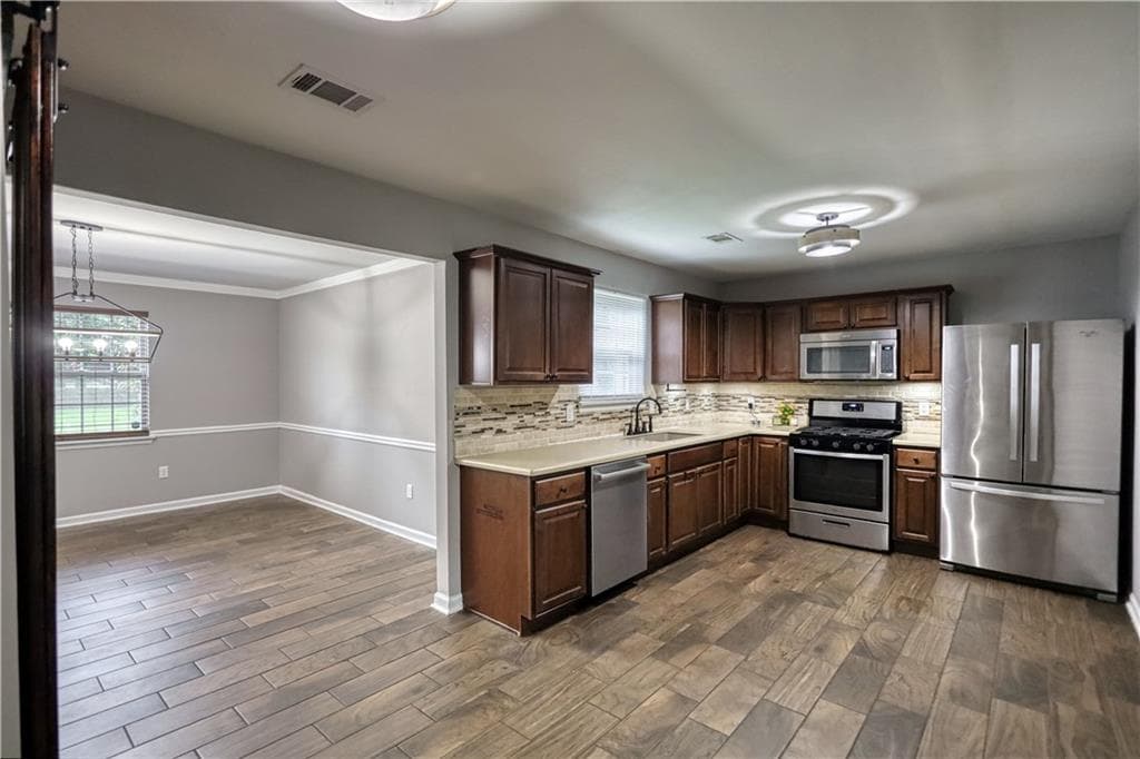4 bedroom, 3 bathroom, 2,462 sq ft single family residence under contract at 123 The Esplanade Way, Loganville, GA 30052 — photo 10