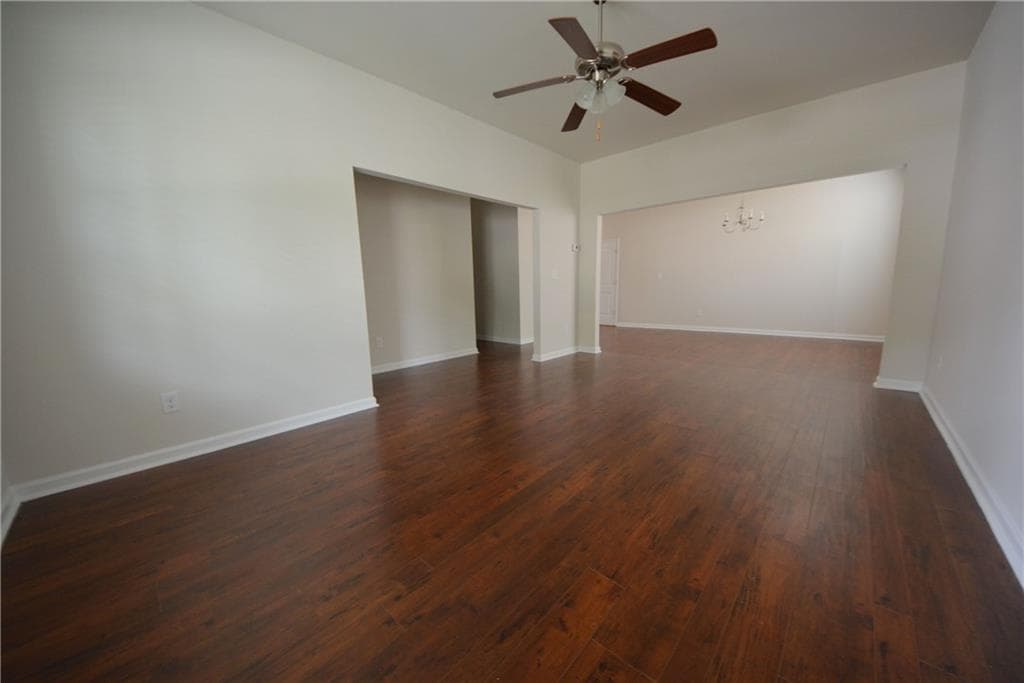 4 bedroom, 3 bathroom, 2,163 sq ft single family residence for sale at 167 Daisy Circle, Mcdonough, GA 30252 — photo 10