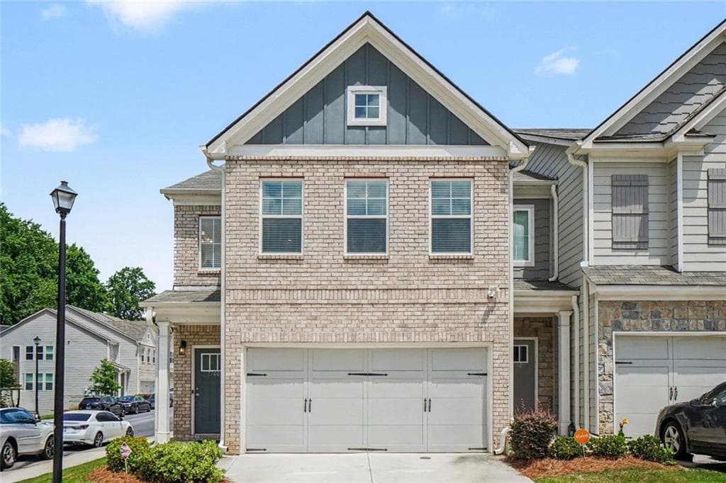 3 bedroom, 3 bathroom, 1,911 sq ft townhouse for rent at 7740 Baron Road Road, Fairburn, GA 30213 for $2,400 a month — photo 1 of 25
