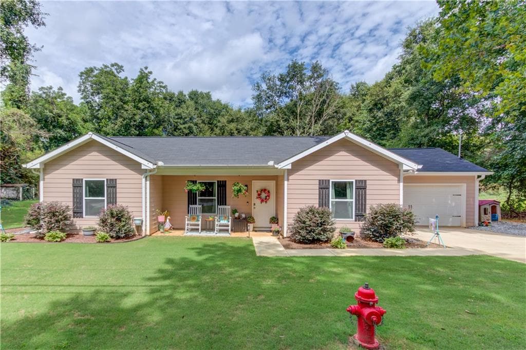 3 bedroom, 2 bathroom, 1,411 sq ft single family residence for sale at 418 Starrs Bridge Road, Canon, GA 30520