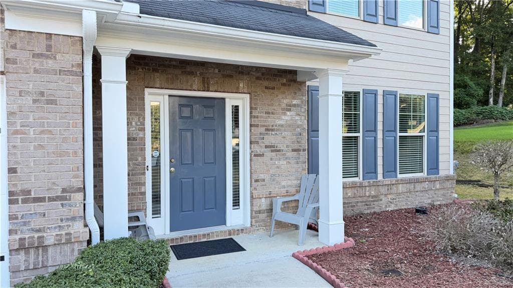 5 bedroom, 3 bathroom, 2,695 sq ft single family residence under contract at 2305 Paces Estates Drive, Lithia Springs, GA 30122 — photo 4