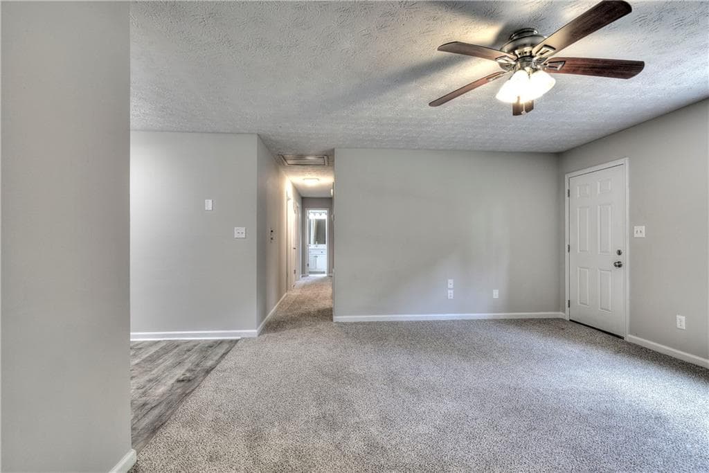3 bedroom, 1 bathroom, 1,118 sq ft single family residence for sale at 732 Old Villa Rica Road, Dallas, GA 30157 — photo 4