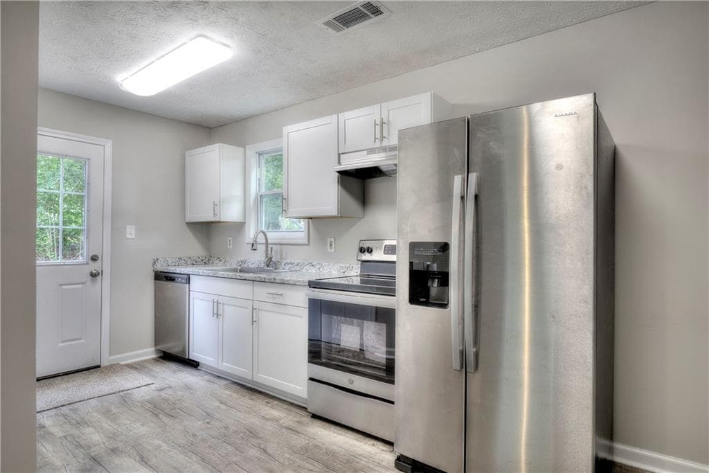 3 bedroom, 1 bathroom, 1,118 sq ft single family residence for sale at 732 Old Villa Rica Road, Dallas, GA 30157 — photo 5