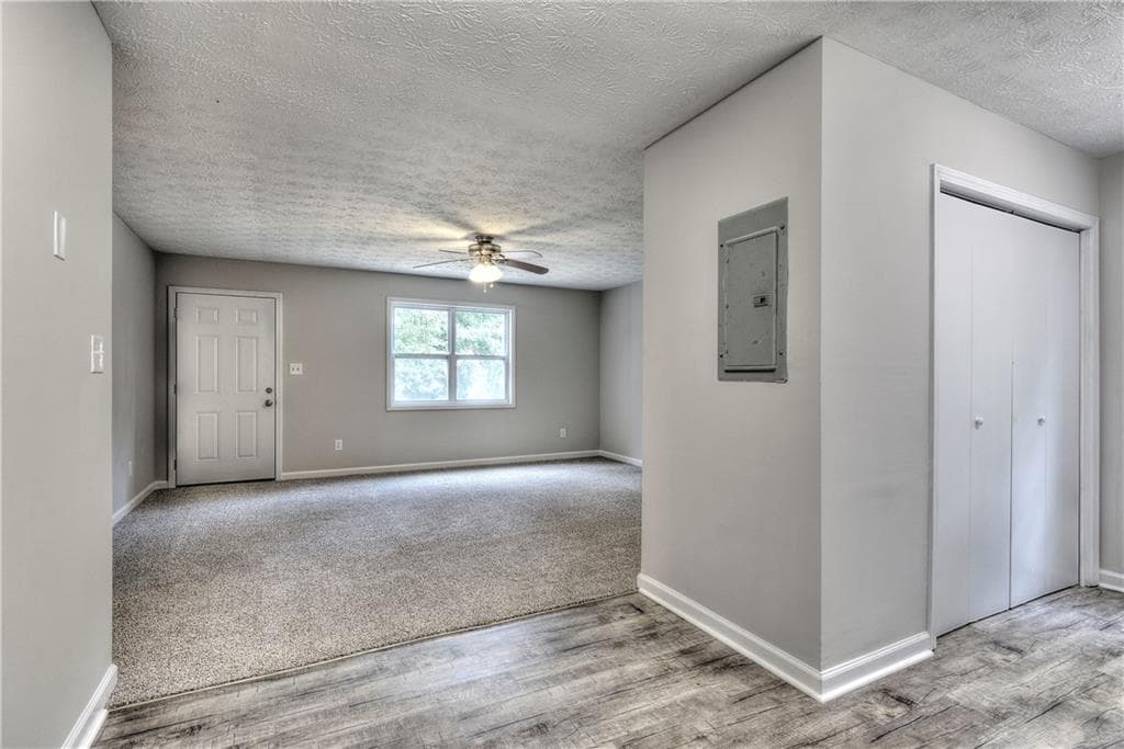 3 bedroom, 1 bathroom, 1,118 sq ft single family residence for sale at 732 Old Villa Rica Road, Dallas, GA 30157 — photo 6