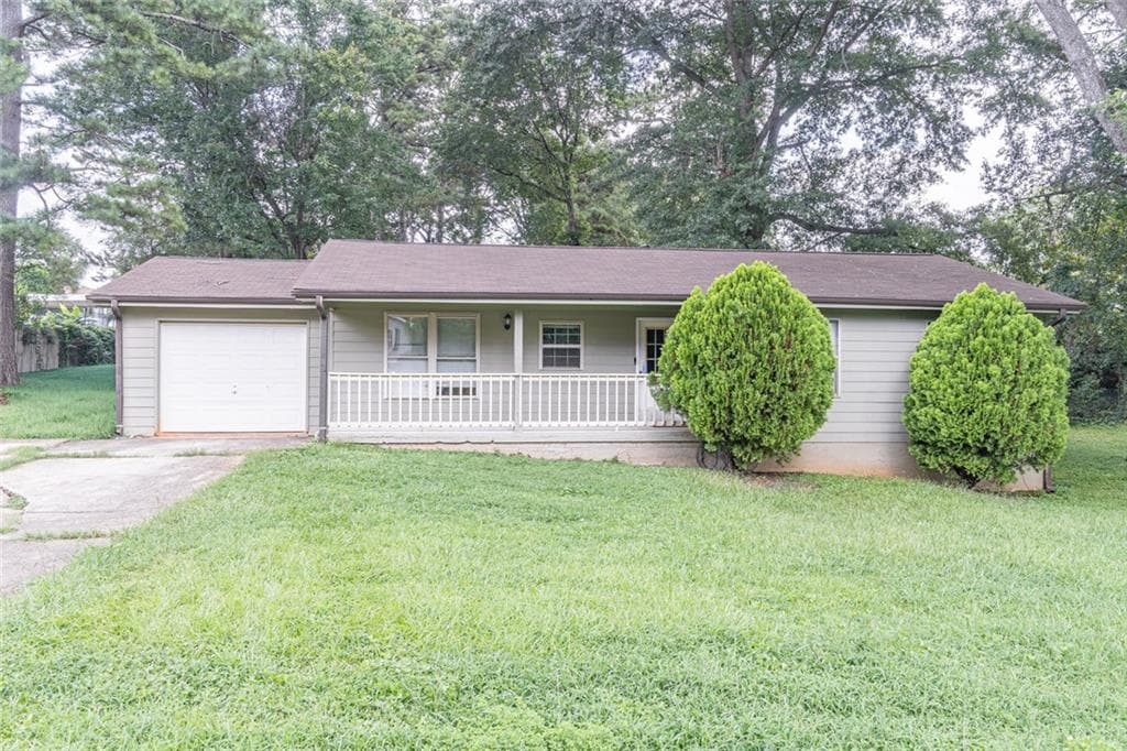 3 bedroom, 2 bathroom, 1,242 sq ft single family residence for sale at 950 Doeskin Drive, Conyers, GA 30012