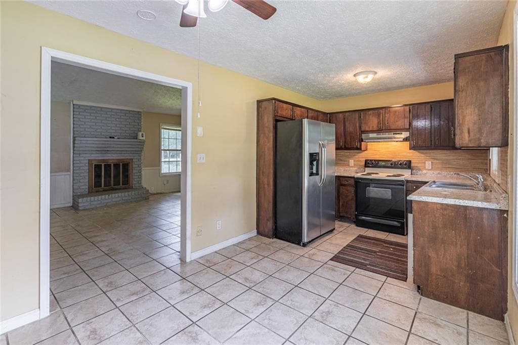 3 bedroom, 2 bathroom, 1,242 sq ft single family residence for sale at 950 Doeskin Drive, Conyers, GA 30012 — photo 9