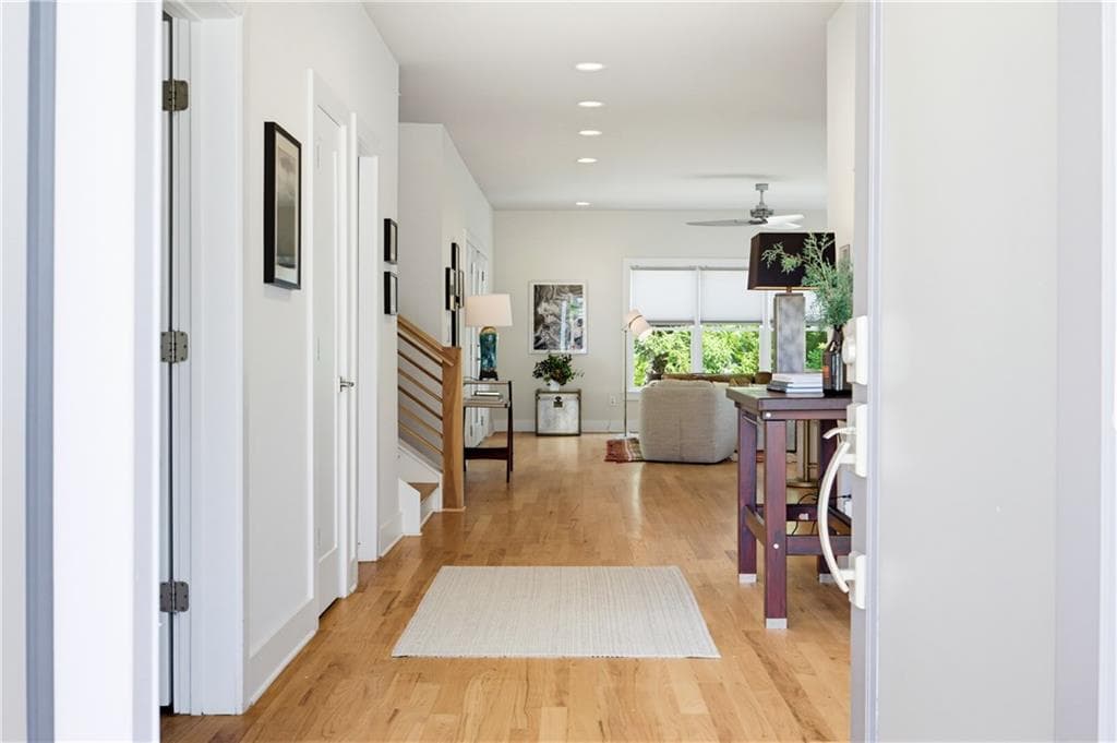 4 bedroom, 4 bathroom, 3,021 sq ft single family residence for sale at 179 Mellrich Avenue, Atlanta, GA 30317 — photo 6