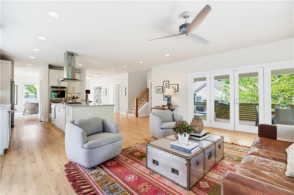 4 bedroom, 4 bathroom, 3,021 sq ft single family residence for sale at 179 Mellrich Avenue, Atlanta, GA 30317 — photo 2