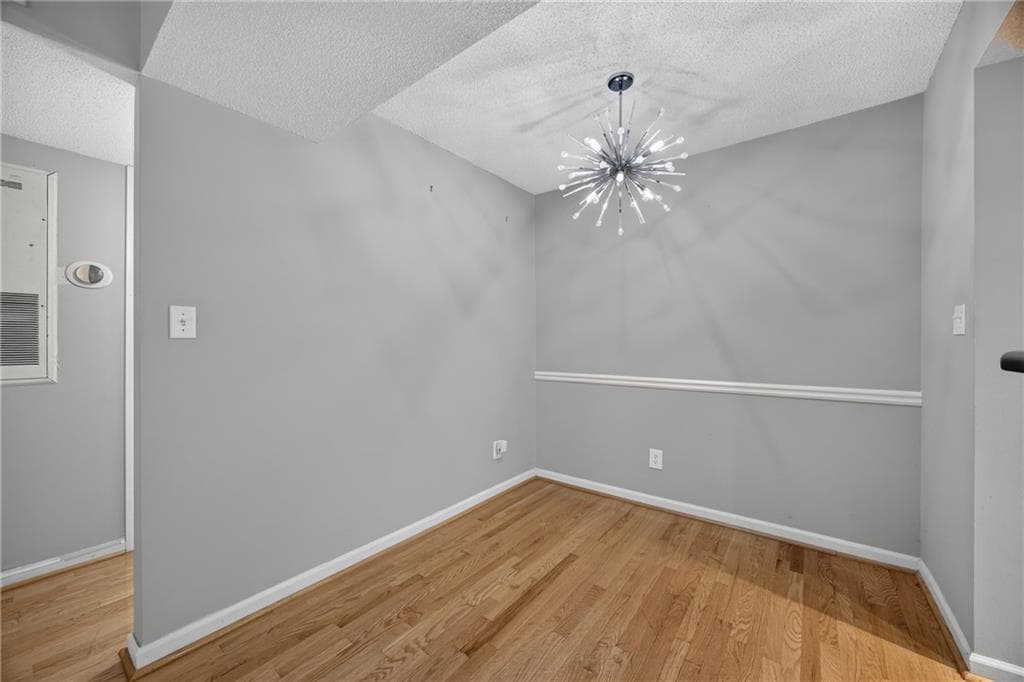 1 bedroom, 1 bathroom, 690 sq ft condominium for rent at 1021 Chastain Park Court NE, Atlanta, GA 30342 for $1,650 a month — photo 5