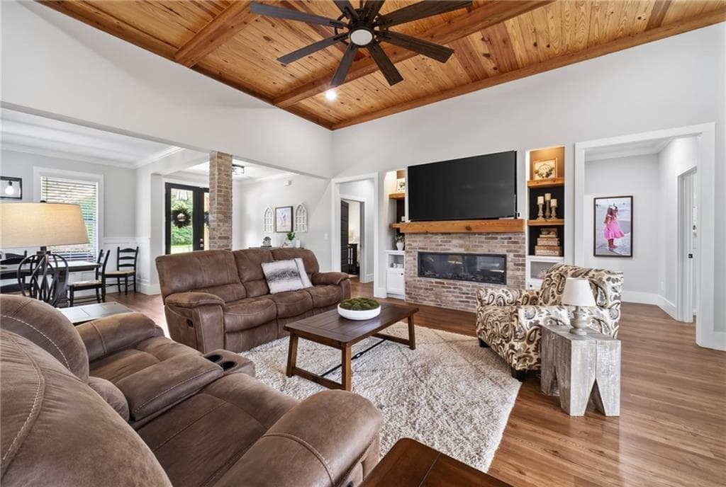 4 bedroom, 3 bathroom, 3,050 sq ft single family residence for sale at 302 Savannah Drive, Mansfield, GA 30055 — photo 9