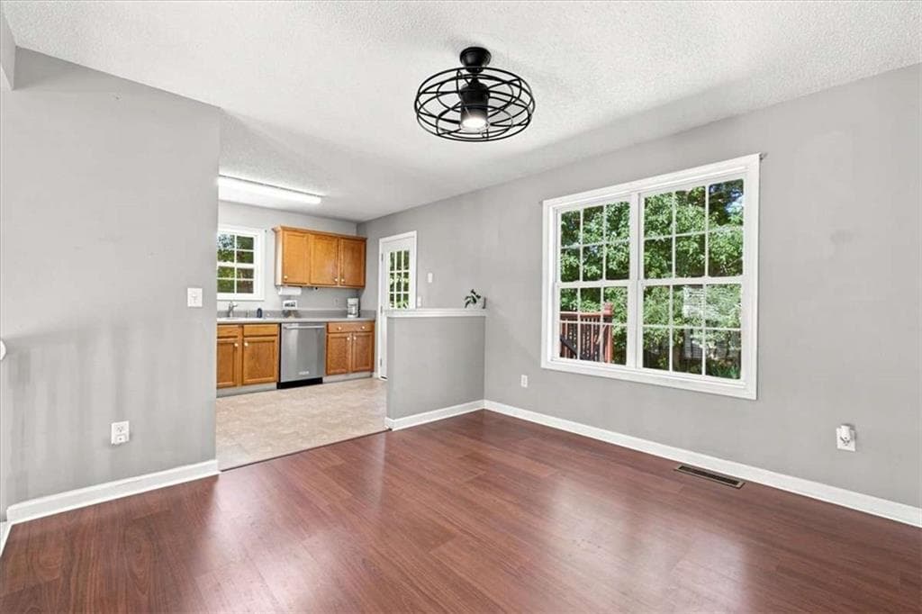 3 bedroom, 2 bathroom, 2,073 sq ft single family residence for sale at 49 Headland Court, Rockmart, GA 30153 — photo 8