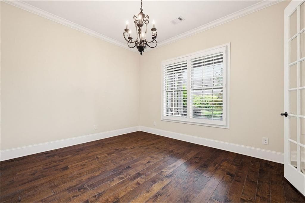 4 bedroom, 5 bathroom, 4,815 sq ft single family residence for sale at 11147 Brookhavenclub Drive, Johns Creek, GA 30097 — photo 7