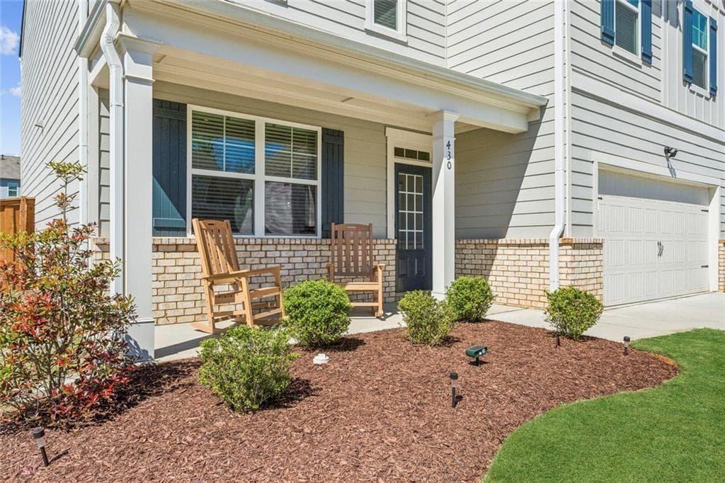 4 bedroom, 3 bathroom, 2,802 sq ft single family residence for sale at 430 Highgrove Way, Dallas, GA 30157 — photo 3