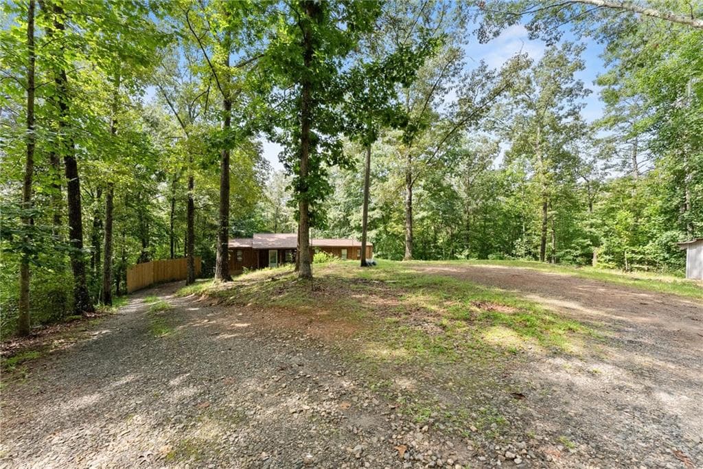 2 bedroom, 1 bathroom, 1,072 sq ft single family residence for sale at 34 Somerset Place, Dahlonega, GA 30533 — photo 4