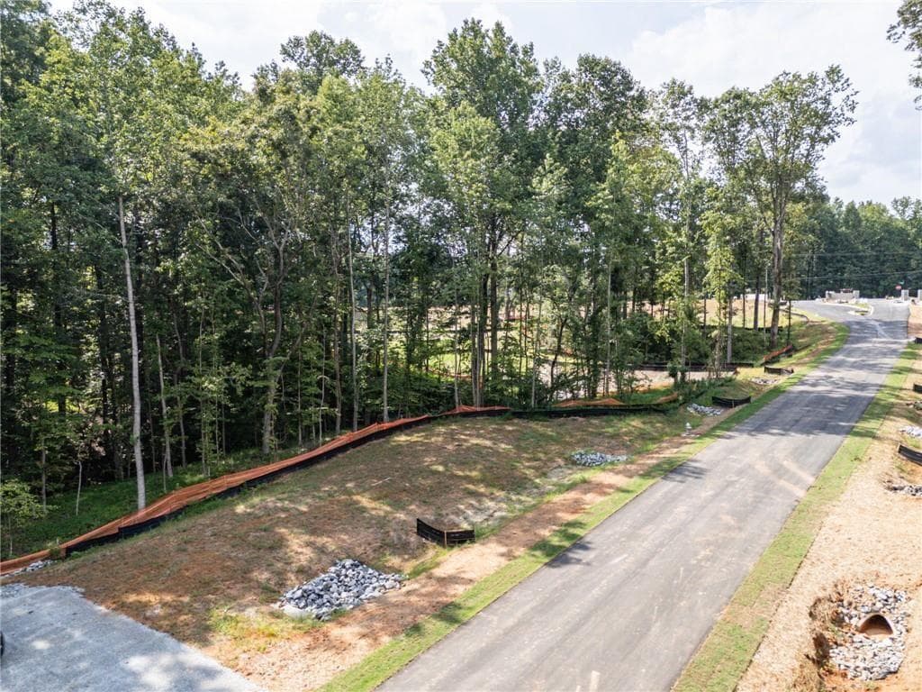 single family residence for sale at 750 Oaks Trail, Milton, GA 30004 — photo 7