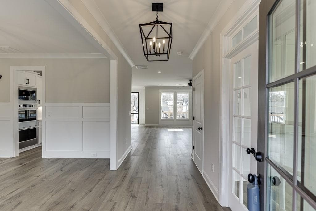 5 bedroom, 4 bathroom, 3,043 sq ft single family residence for sale at 175 Swimming Pool Road, Buford, GA 30518 — photo 2