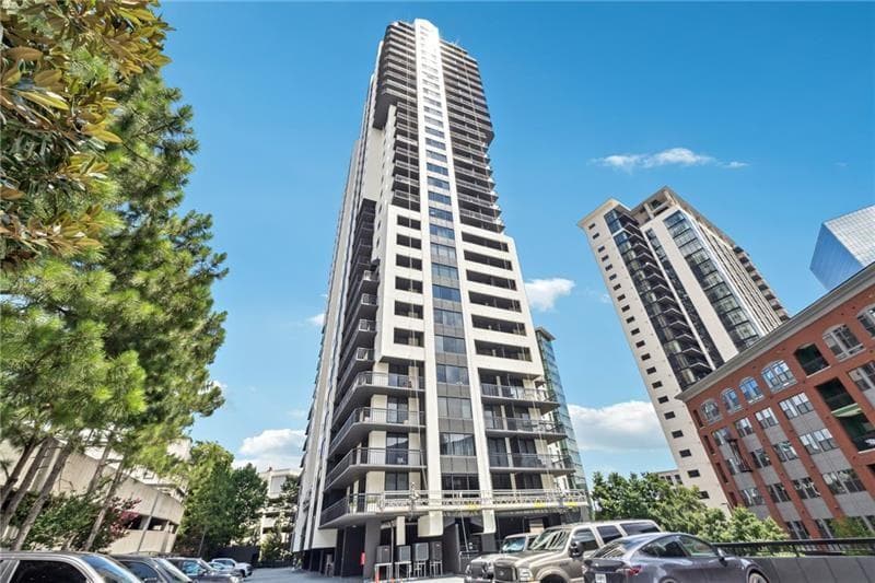 2 bedroom, 2 bathroom, 1,265 sq ft condominium sold at 3481 Lakeside Drive 2706, Atlanta, GA 30326