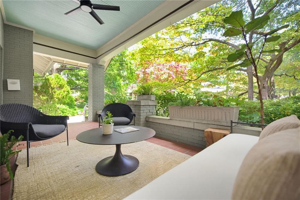 4 bedroom, 5 bathroom, 3,205 sq ft single family residence for sale at 512 Clairemont Avenue, Decatur, GA 30030 — photo 4