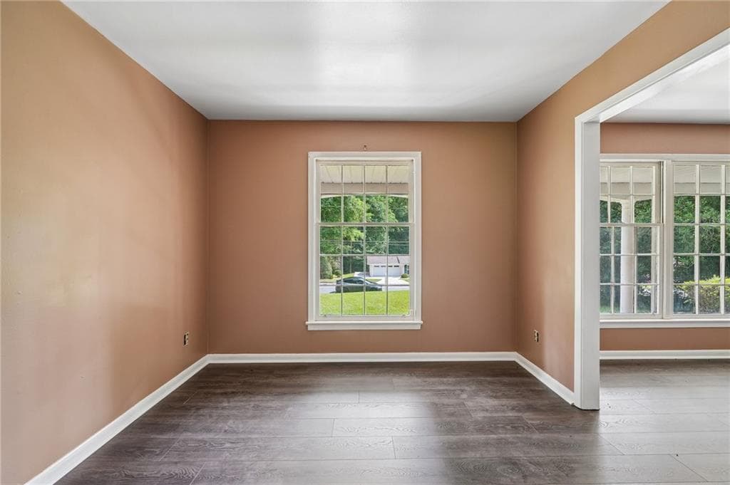 2 bedroom, 2 bathroom, 1,320 sq ft single family residence under contract at 2703 Arrowood Drive, East Point, GA 30344 — photo 7