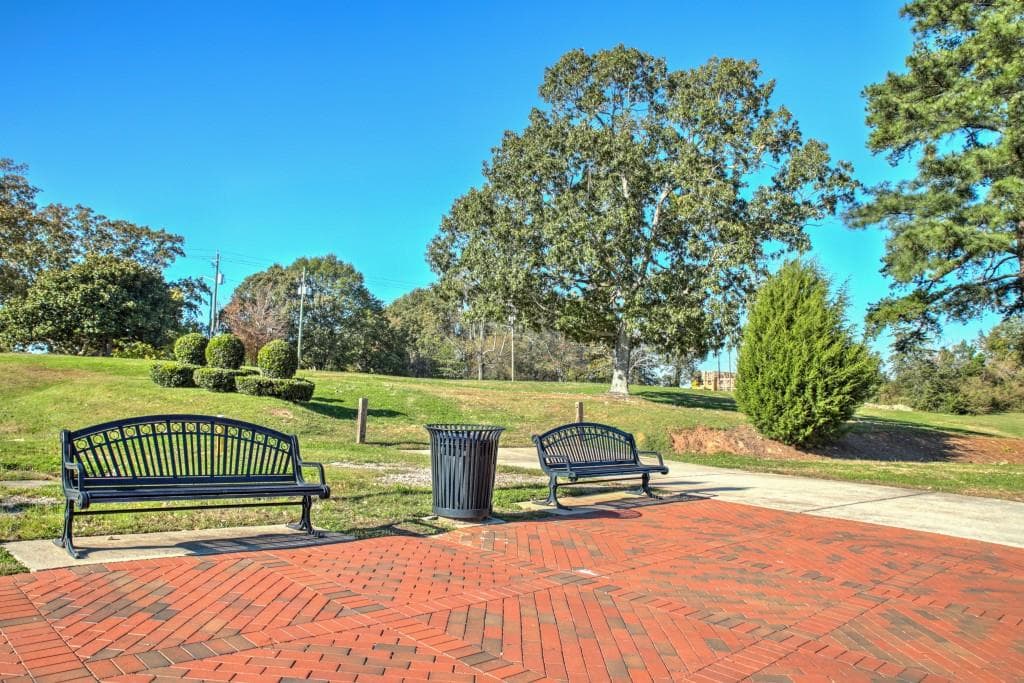 3 bedroom, 3 bathroom, 1,903 sq ft townhouse under contract at 1518 Thurcroft Lane, Lawrenceville, GA 30043 — photo 7