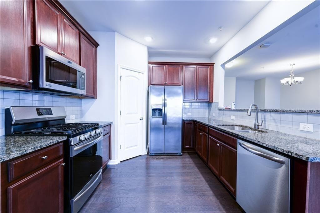 3 bedroom, 3 bathroom, 1,986 sq ft townhouse for rent at 1226 Fischer Trace, Cumming, GA 30041 for $2,100 a month — photo 6