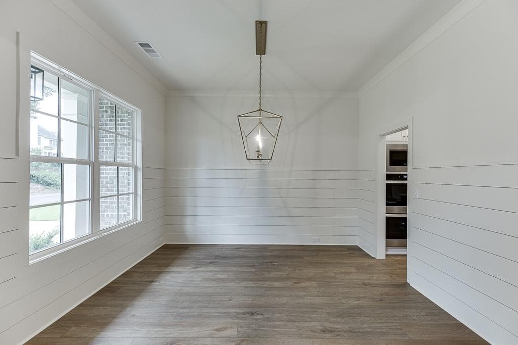 5 bedroom, 4 bathroom, 3,220 sq ft single family residence for sale at 314 Level Creek Road, Sugar Hill, GA 30518 — photo 8