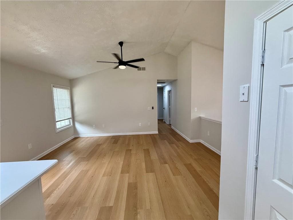 3 bedroom, 2 bathroom, 1,913 sq ft single family residence under contract at 75 Thrasher Road, Covington, GA 30016 — photo 4