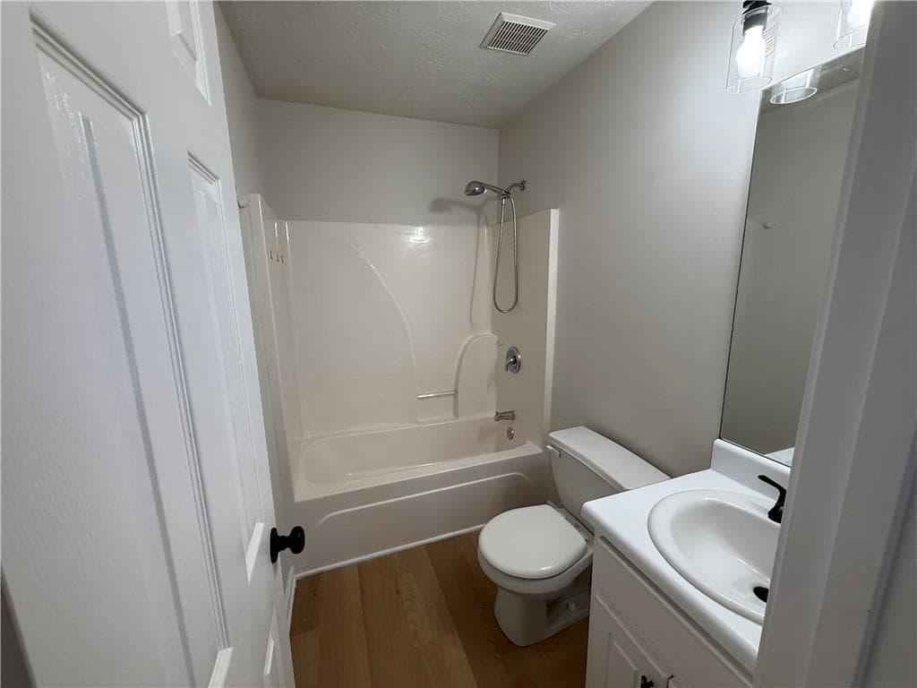 3 bedroom, 2 bathroom, 1,913 sq ft single family residence under contract at 75 Thrasher Road, Covington, GA 30016 — photo 8