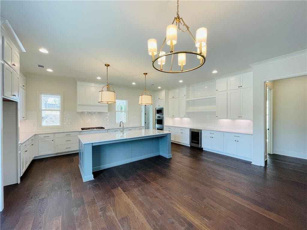 5 bedroom, 5 bathroom, 3,721 sq ft single family residence for sale at 212 Suwanee Avenue, Suwanee, GA 30024 — photo 5