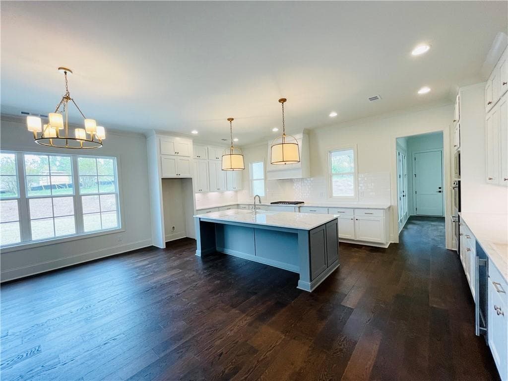 5 bedroom, 5 bathroom, 3,721 sq ft single family residence for sale at 212 Suwanee Avenue, Suwanee, GA 30024 — photo 8