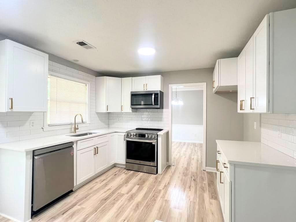 3 bedroom, 3 bathroom, 1,680 sq ft single family residence for sale at 6196 Stimson Way, Riverdale, GA 30296 — photo 8