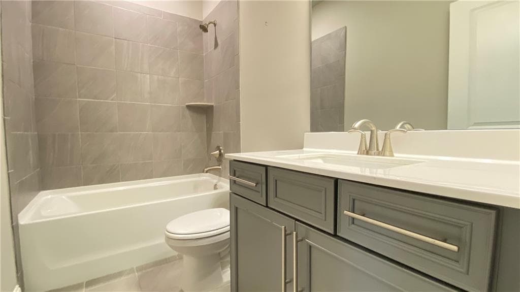 4 bedroom, 4 bathroom, 2,376 sq ft townhouse for rent at 1040 Knoxboro Lane, Woodstock, GA 30188 for $2,900 a month — photo 5