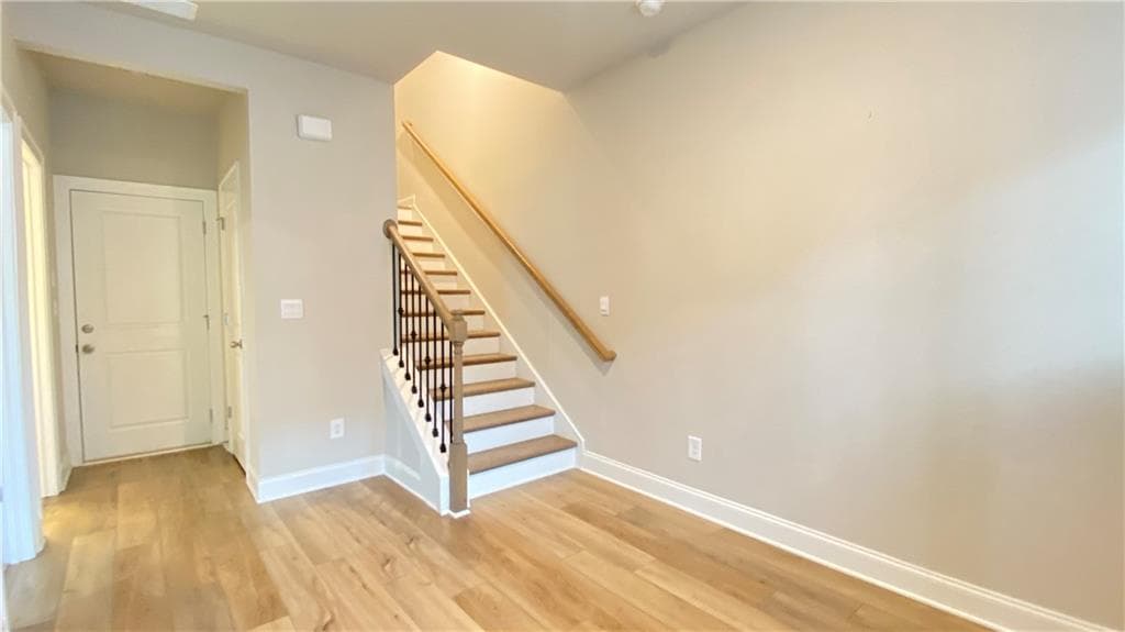 4 bedroom, 4 bathroom, 2,376 sq ft townhouse for rent at 1040 Knoxboro Lane, Woodstock, GA 30188 for $2,900 a month — photo 6