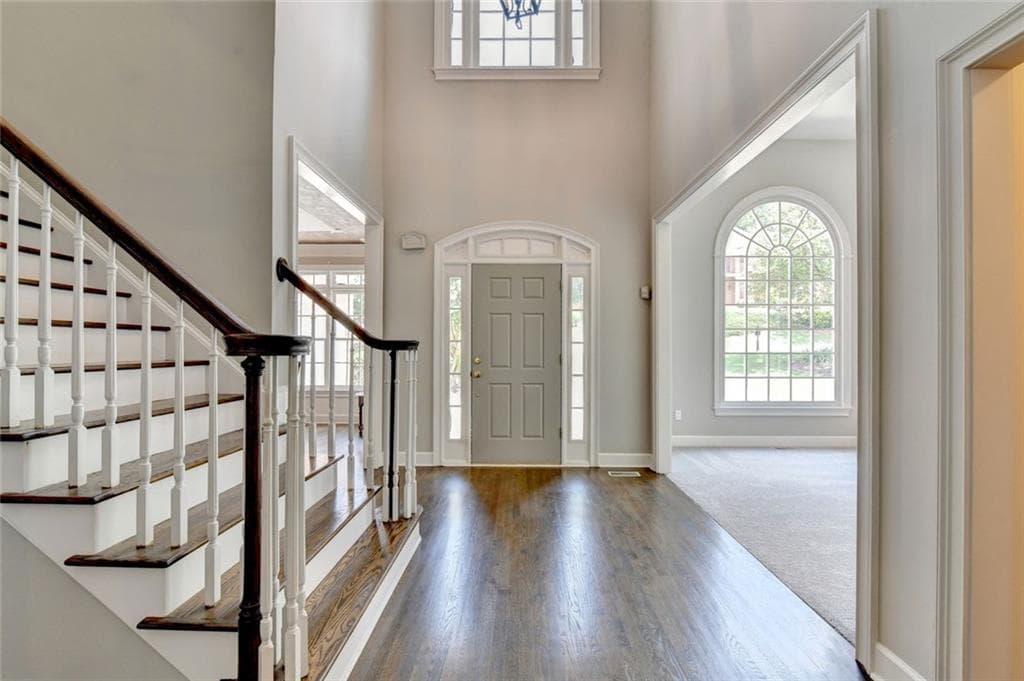 7 bedroom, 5 bathroom, 5,943 sq ft single family residence for sale at 3394 Forestwood Drive, Suwanee, GA 30024 — photo 3