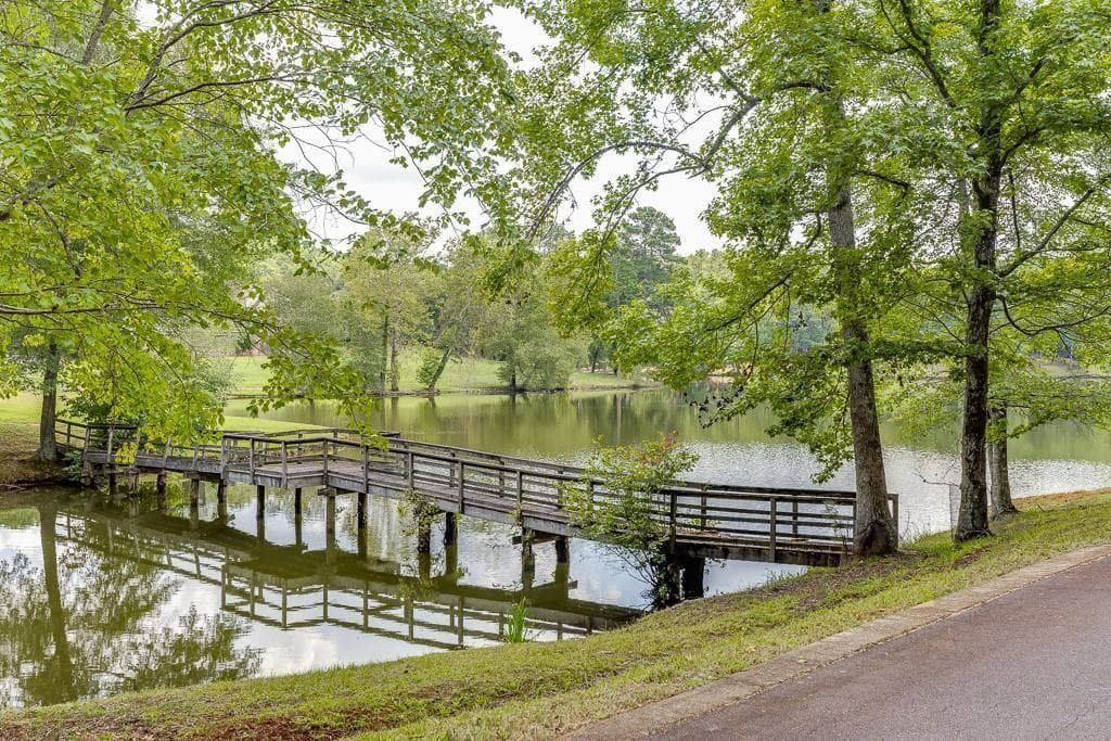 single family residence for sale at 5755 Kennedy Road, Suwanee, GA 30024 — photo 4