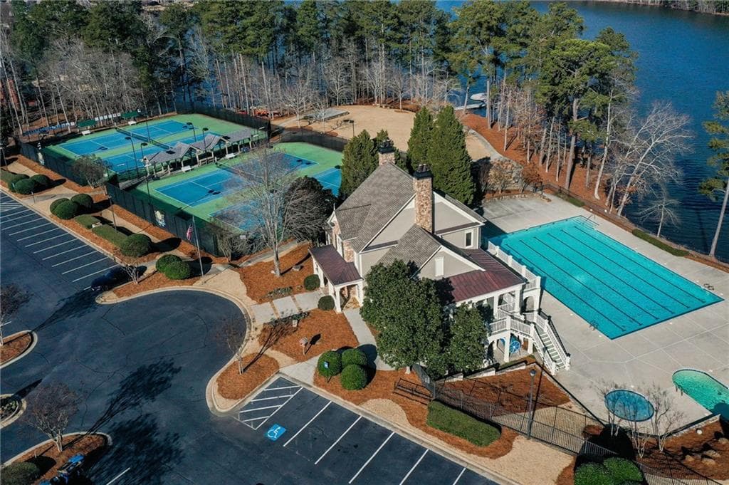 5 bedroom, 5 bathroom, 4,837 sq ft single family residence for sale at 1162 Rising Moon Trail, Snellville, GA 30078 — photo 3