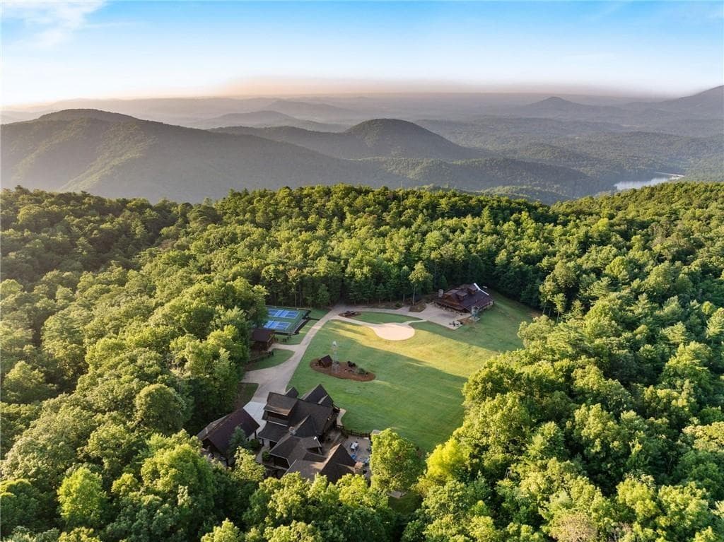 15 bedroom, 15 bathroom, 19,424 sq ft single family residence for sale at 3049 Tray Mountain Road, Sautee Nacoochee, GA 30157