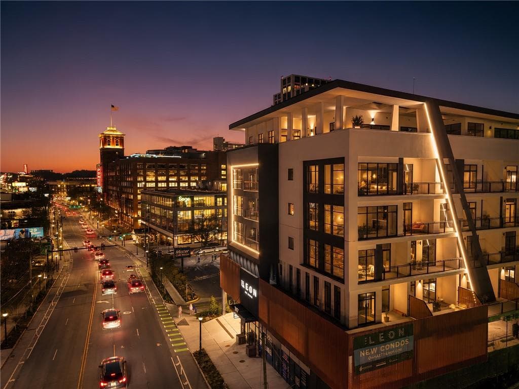 1 bedroom, 1 bathroom, 630 sq ft condominium for sale at 567 Ponce De Leon Avenue 417, Atlanta, GA 30308 — photo 2