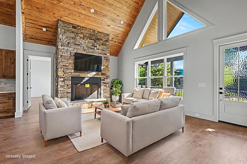4 bedroom, 3 bathroom, 4,114 sq ft single family residence for sale at 383 Rustic Barn Trail, Morganton, GA 30560 — photo 2