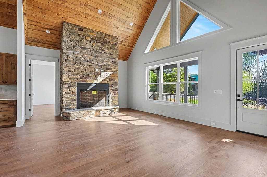 4 bedroom, 3 bathroom, 4,114 sq ft single family residence for sale at 383 Rustic Barn Trail, Morganton, GA 30560 — photo 3