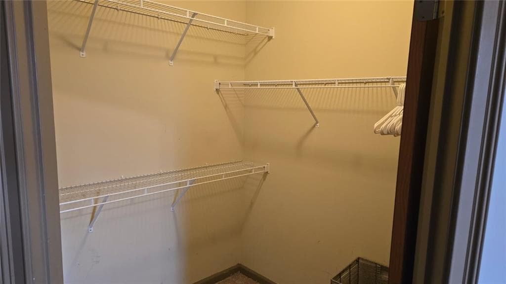 2 bedroom, 2 bathroom, 1,000 sq ft condominium for sale at 898 Oak Street 3314, Atlanta, GA 30310 — photo 9