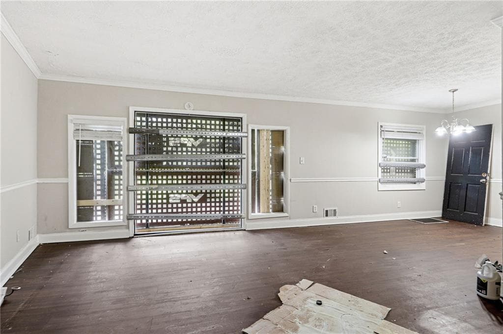 3 bedroom, 2 bathroom, 1,354 sq ft single family residence for sale at 3435 Misty Valley Road, Decatur, GA 30032 — photo 10