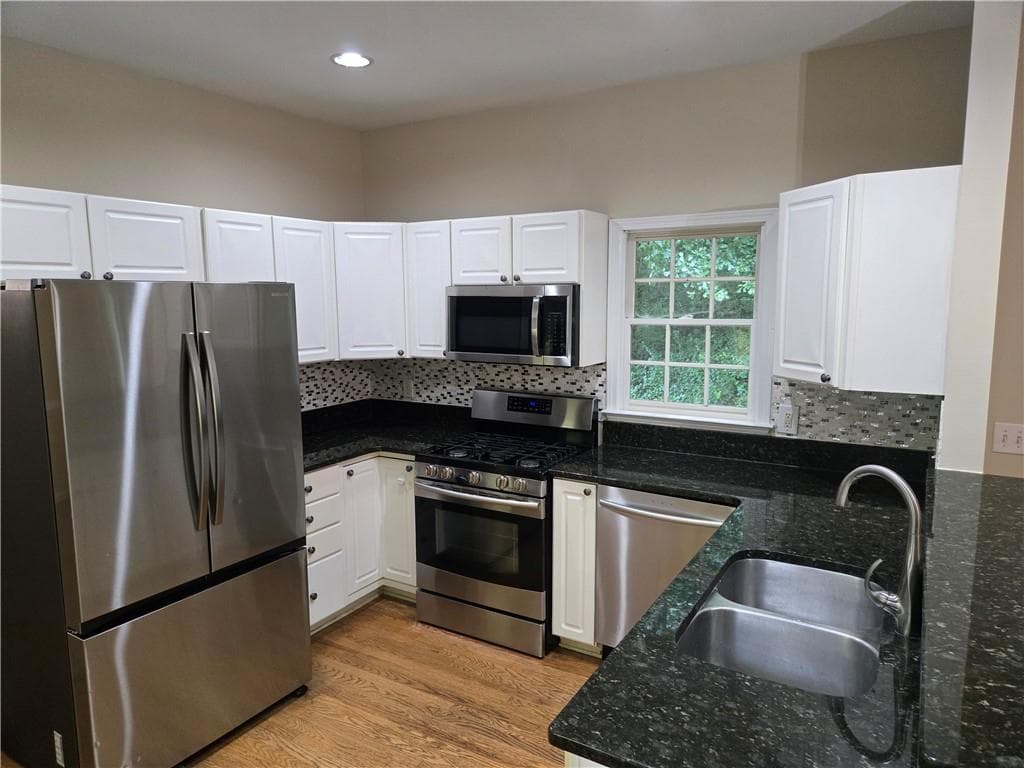 3 bedroom, 3 bathroom, 2,365 sq ft single family residence for rent at 2449 Alston Drive, Marietta, GA 30062 for $2,395 a month — photo 2