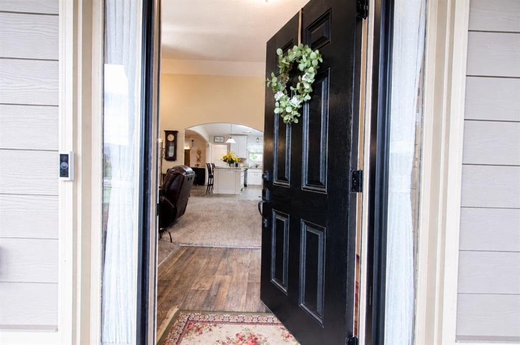 4 bedroom, 3 bathroom, 2,277 sq ft single family residence for sale at 107 Cooper Court, Statham, GA 30666 — photo 4