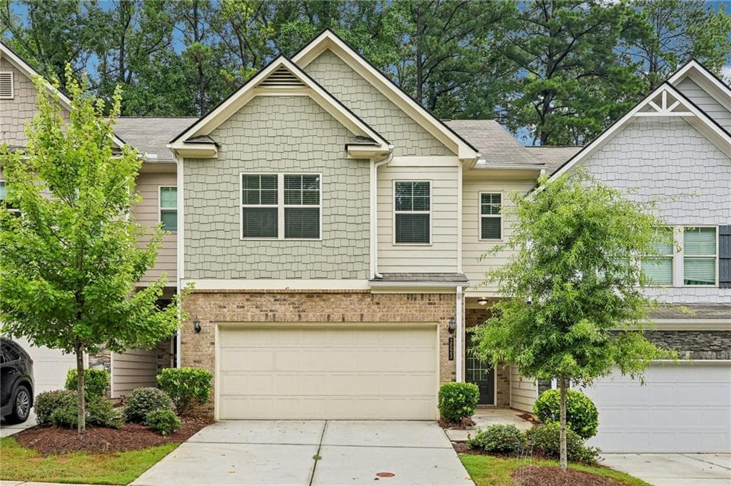 4 bedroom, 3 bathroom, 1,942 sq ft townhouse for sale at 2523 Shetley Creek Drive, Norcross, GA 30071