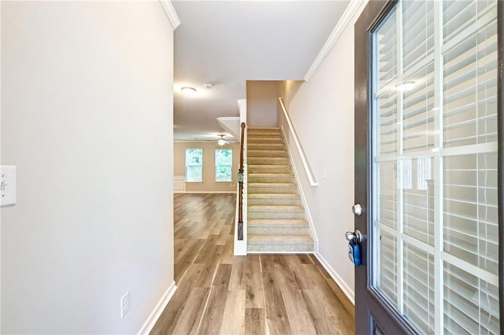 4 bedroom, 3 bathroom, 1,942 sq ft townhouse for sale at 2523 Shetley Creek Drive, Norcross, GA 30071 — photo 3