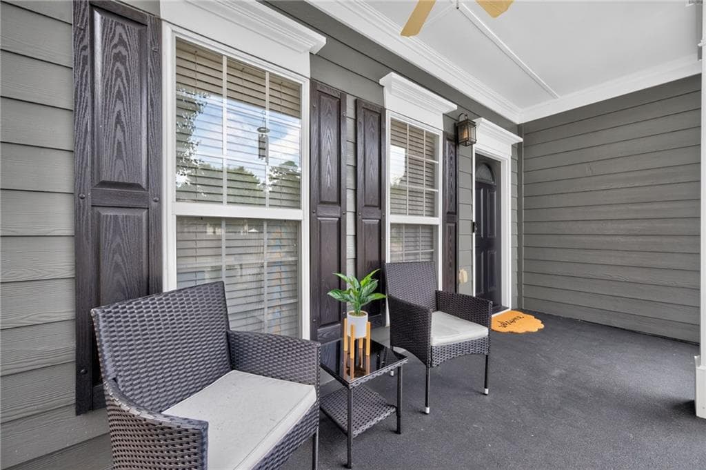 4 bedroom, 3 bathroom, 2,618 sq ft single family residence under contract at 918 College Place Court, Kennesaw, GA 30144 — photo 9