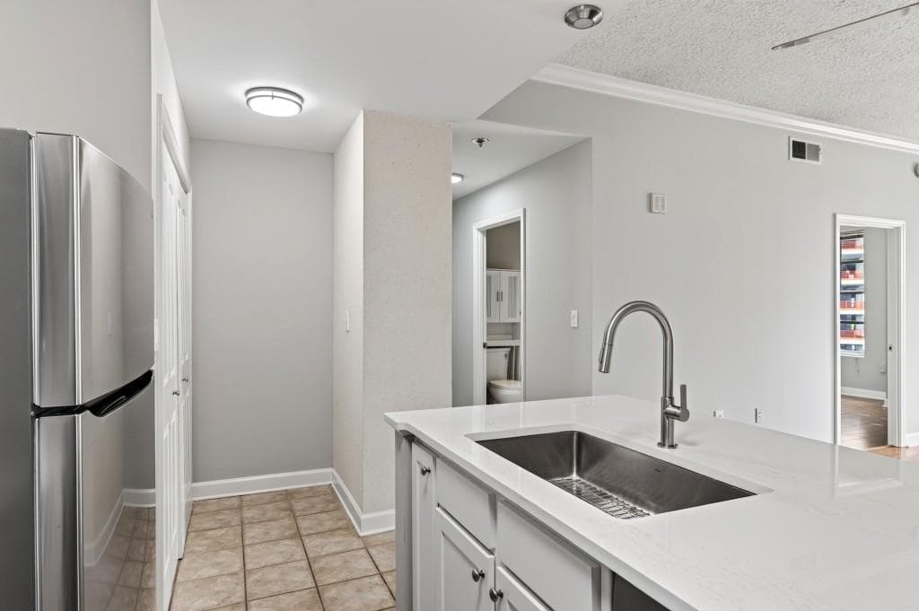 2 bedroom, 2 bathroom, 1,139 sq ft condominium for sale at 1101 Juniper Street 832, Atlanta, GA 30309 — photo 7