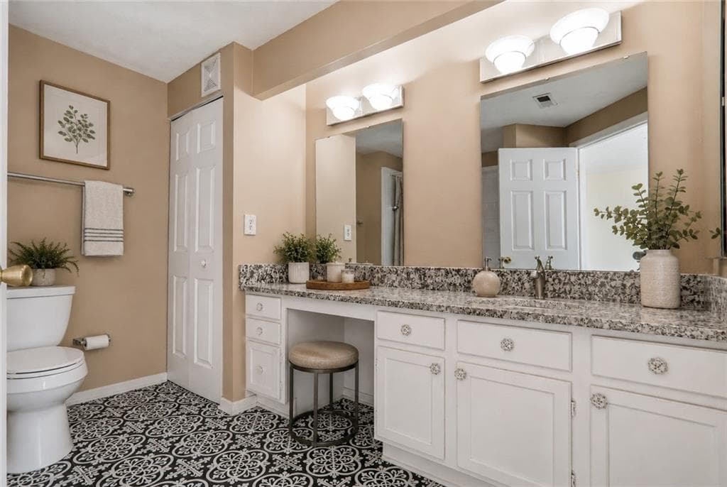 2 bedroom, 2 bathroom, 1,128 sq ft condominium for sale at 1483 Keys Crossing Drive, Brookhaven, GA 30319 — photo 5